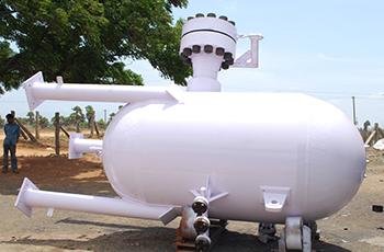 HIGH PRESSURE VESSEL